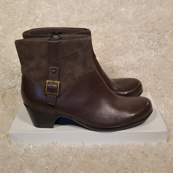 clarks bendables ankle boots
